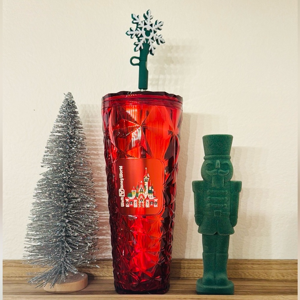 NWT Disney World Starbucks Holiday Tumbler!
